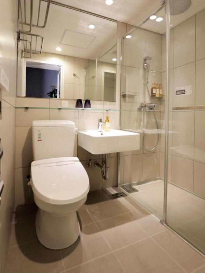 Travelodge Nagoya Sakae Екстер'єр фото